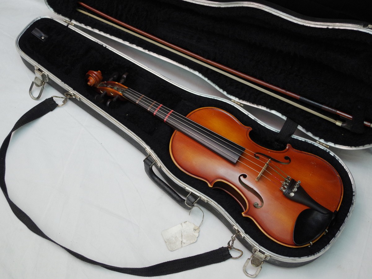 VIOLIN William Lewis & Son made in Germany w/ Hard CASE - 3/4 size