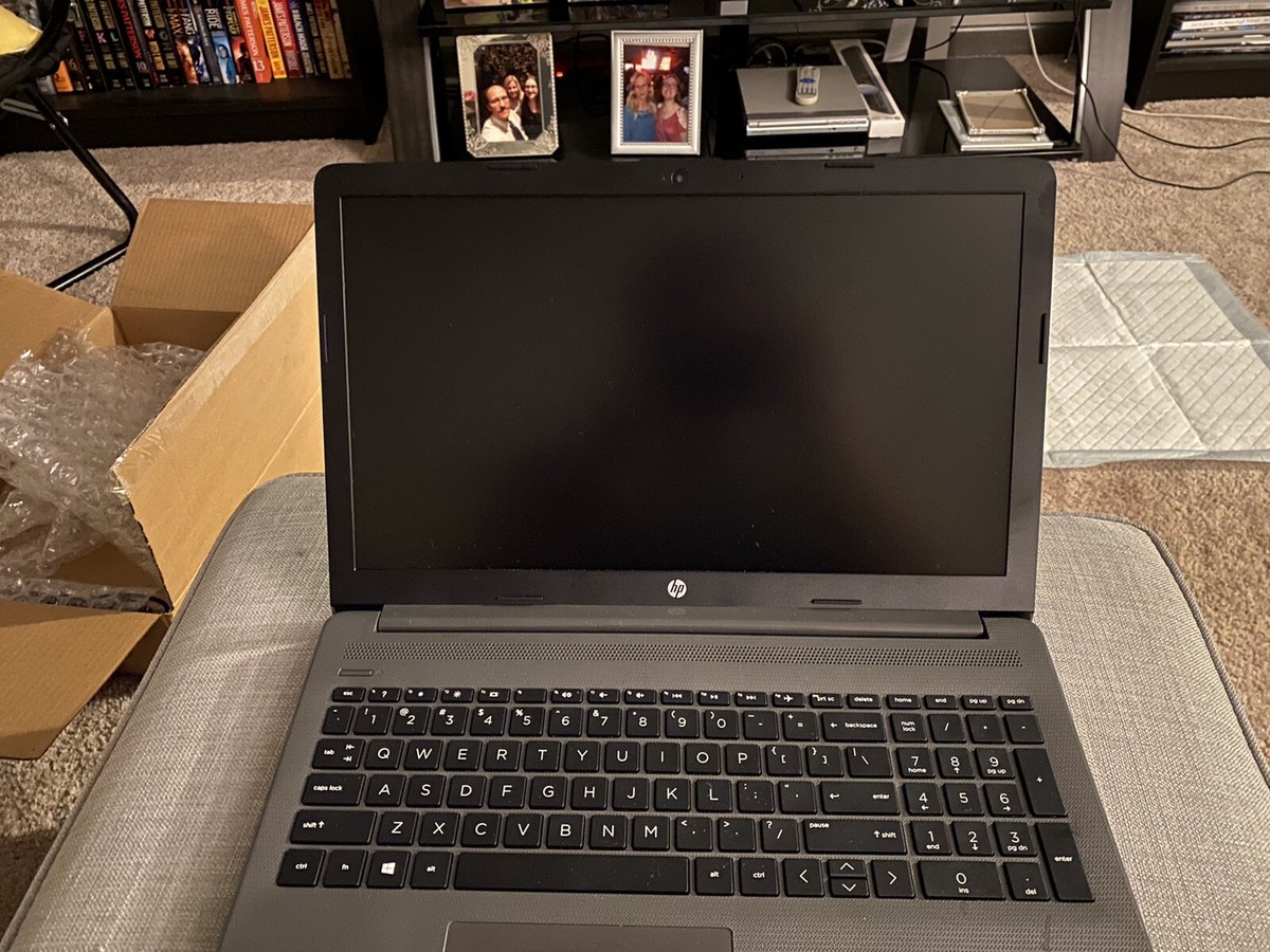 HP 255 G7 15.6 in (500GB HDD, AMD A4 Dual-Core, 2.30 GHz, 4GB