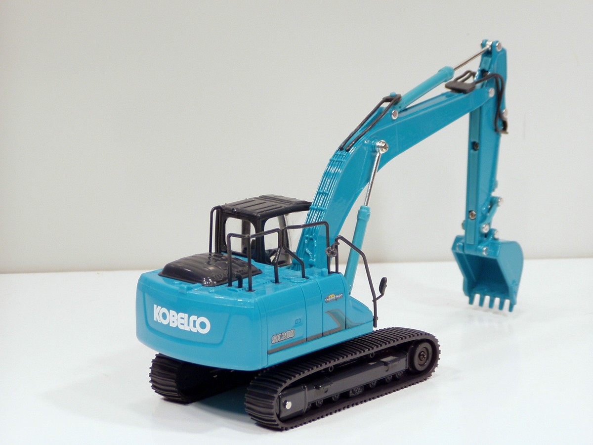 Kobelco SK200-9 Excavator - 
