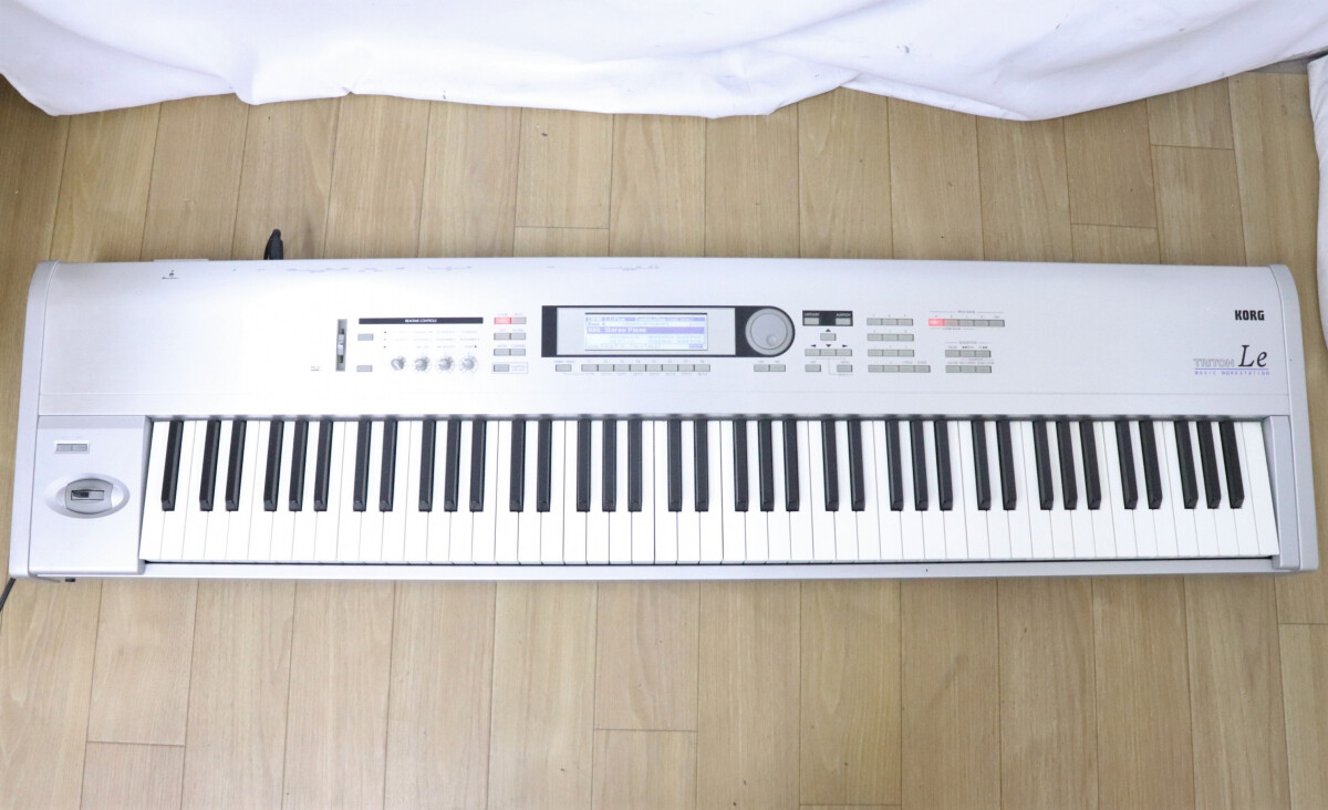 KORG TRITON Le 61鍵