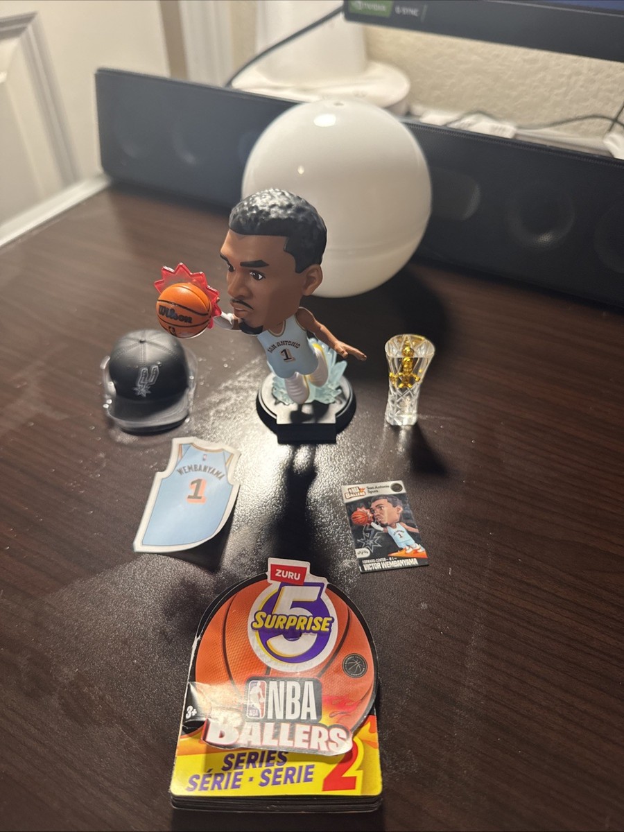 NBA Ballers シリーズ2 ビクターウェンバンヤマSR フィギュア Zuru