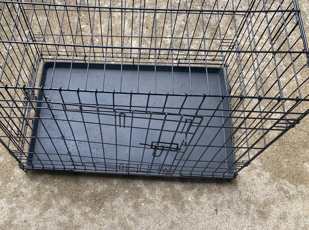 Dog kennel Dog Cage 30x19x21 30-50 Pound Dog!! Used!! | eBay