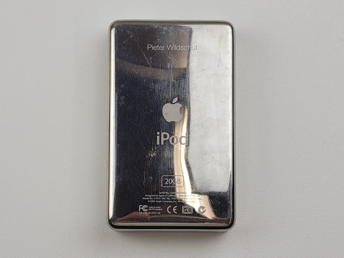 Apple iPod Classic 2nd Generation Gen. Touch Wheel (A1019) 20GB