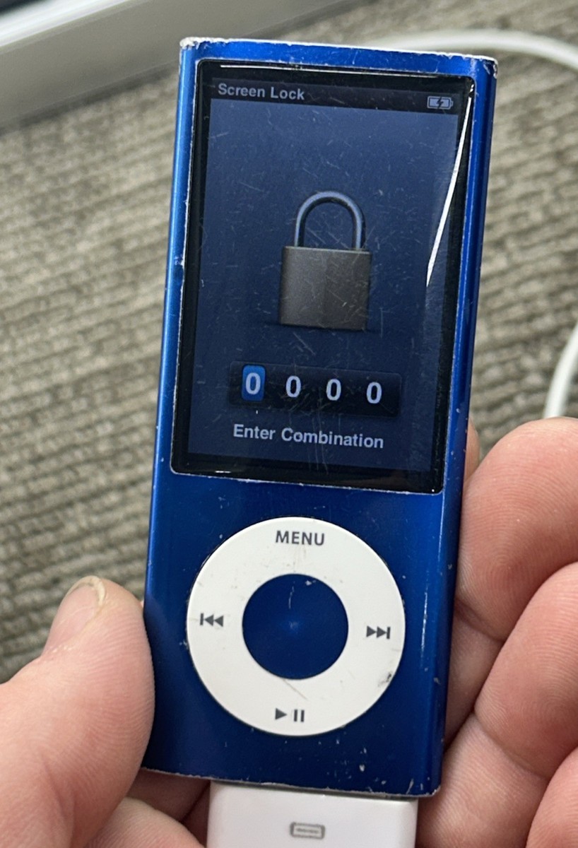 Apple iPod Nano 5th Generation (A1320) 8GB Blue Parts/repair 7277