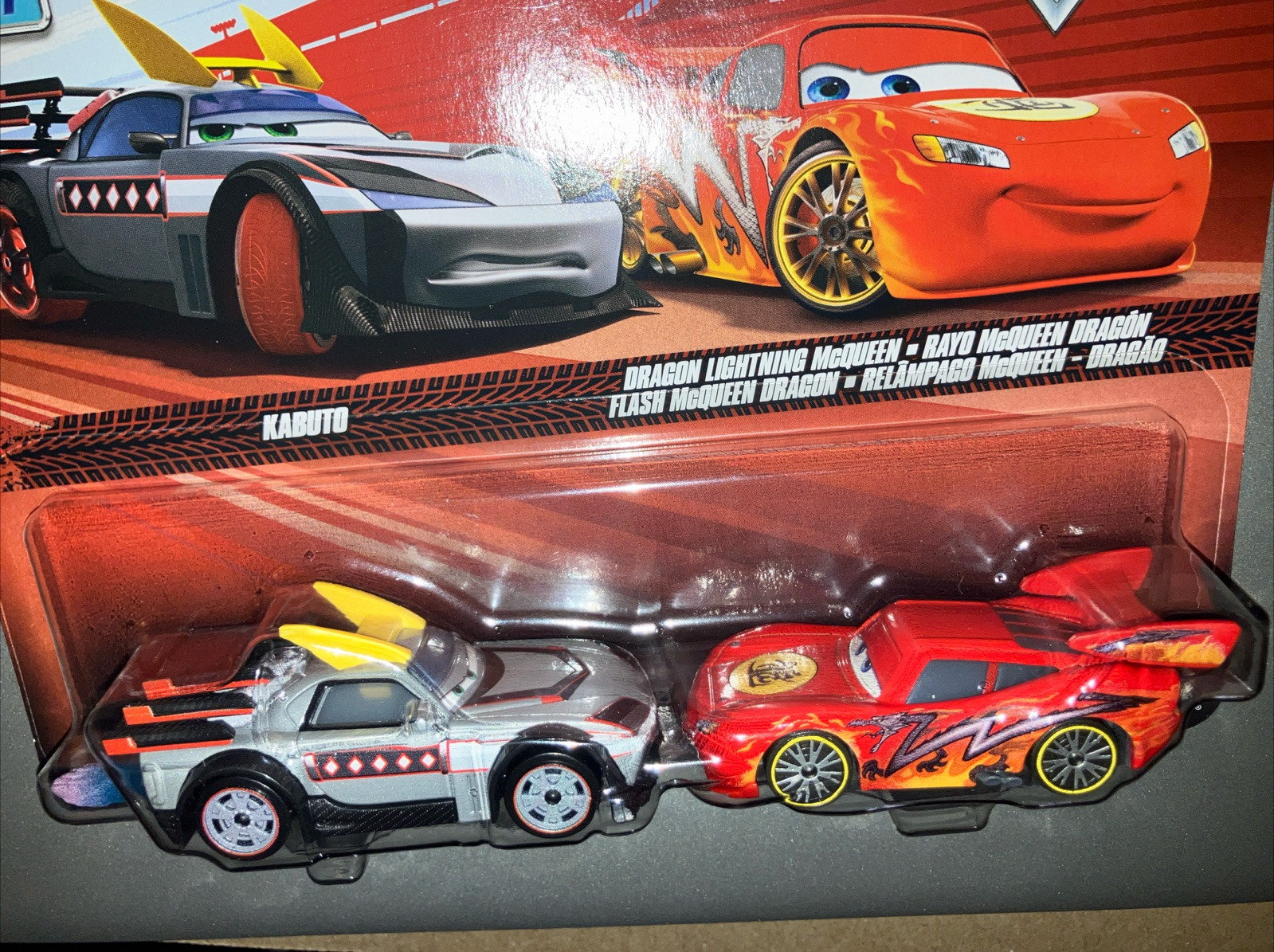 DISNEY PIXAR CARS KABUTO & DRAGON LIGHTNING MCQUEEN TOKYO MATER