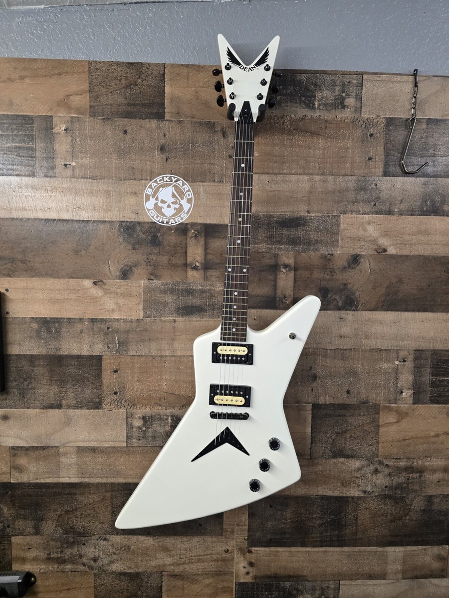 Dean V Custom (2019) - ヴィンテージホワイト Dean V Custom (2019