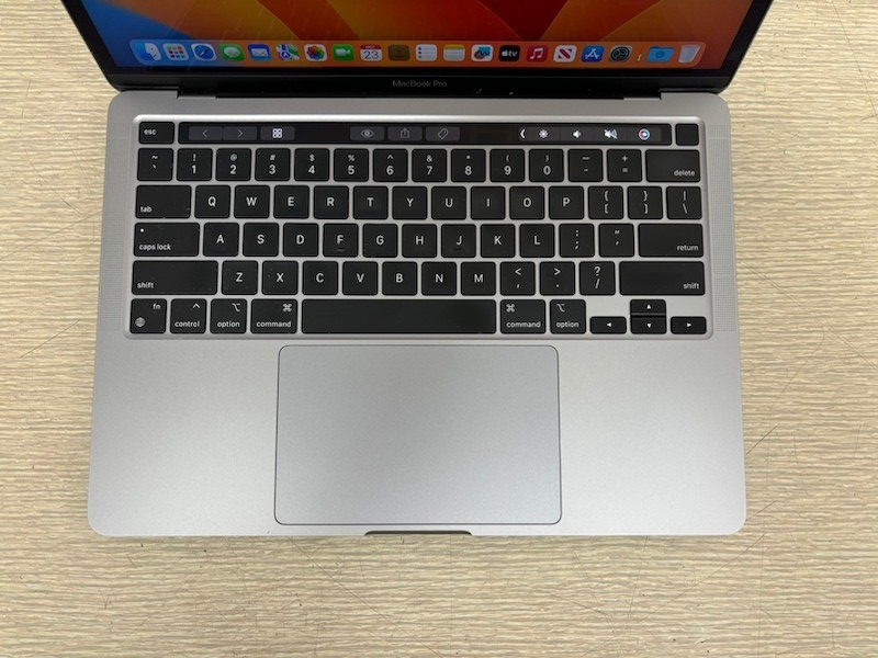 2020 Apple MacBook Pro 13.3