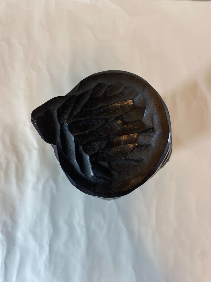 アイヌの置物 日本 北海道 中古品 状態良し 台有 高さ30cm×幅