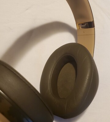 Beats by Dr. Dre Studio3 Camo Collection On Ear Wireless