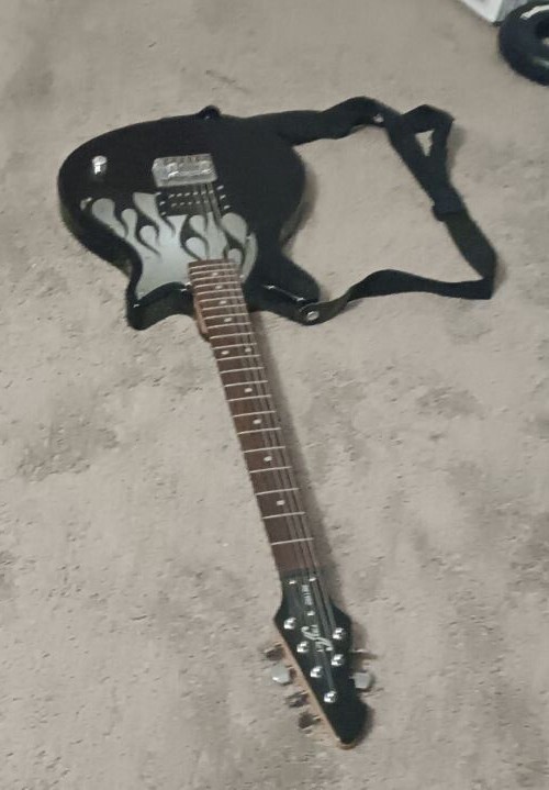 First Act ME1980 Electric Guitar Black With Flames 19801D23334