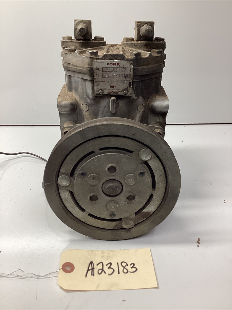 VINTAGE YORK - BORG WARNER MUSTANG GALAXIE AC COMPRESSOR DA209