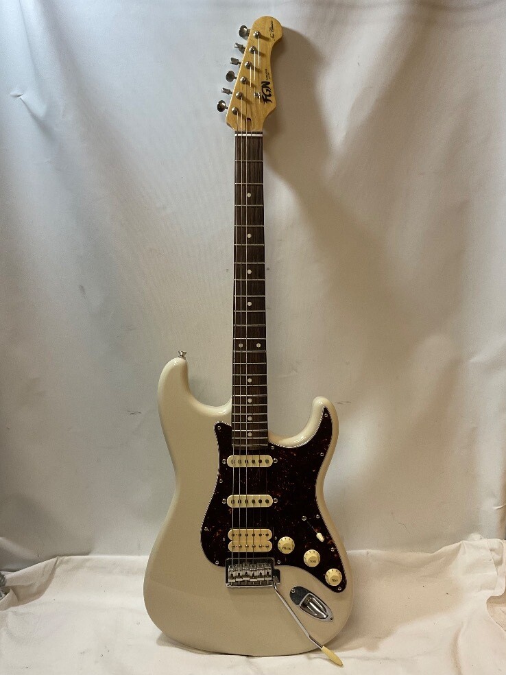 美品 2017年製 国産名門ブランド フジゲン FGN NST11RAL MOD 美品 2017年