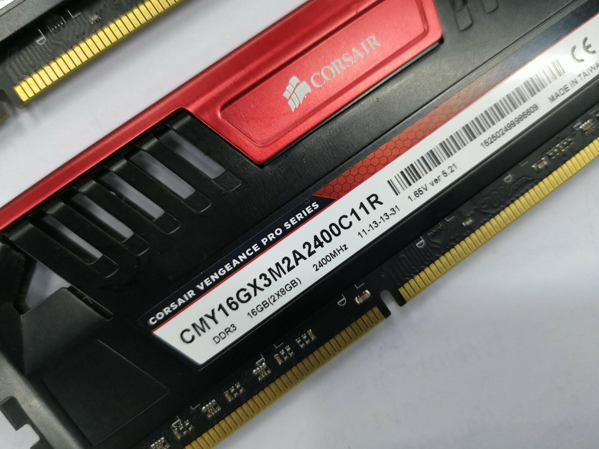 CORSAIR 2 x 8GB DDR3 2400 Desktop DIMM RAM VENGEANCE PRO XMP PC3