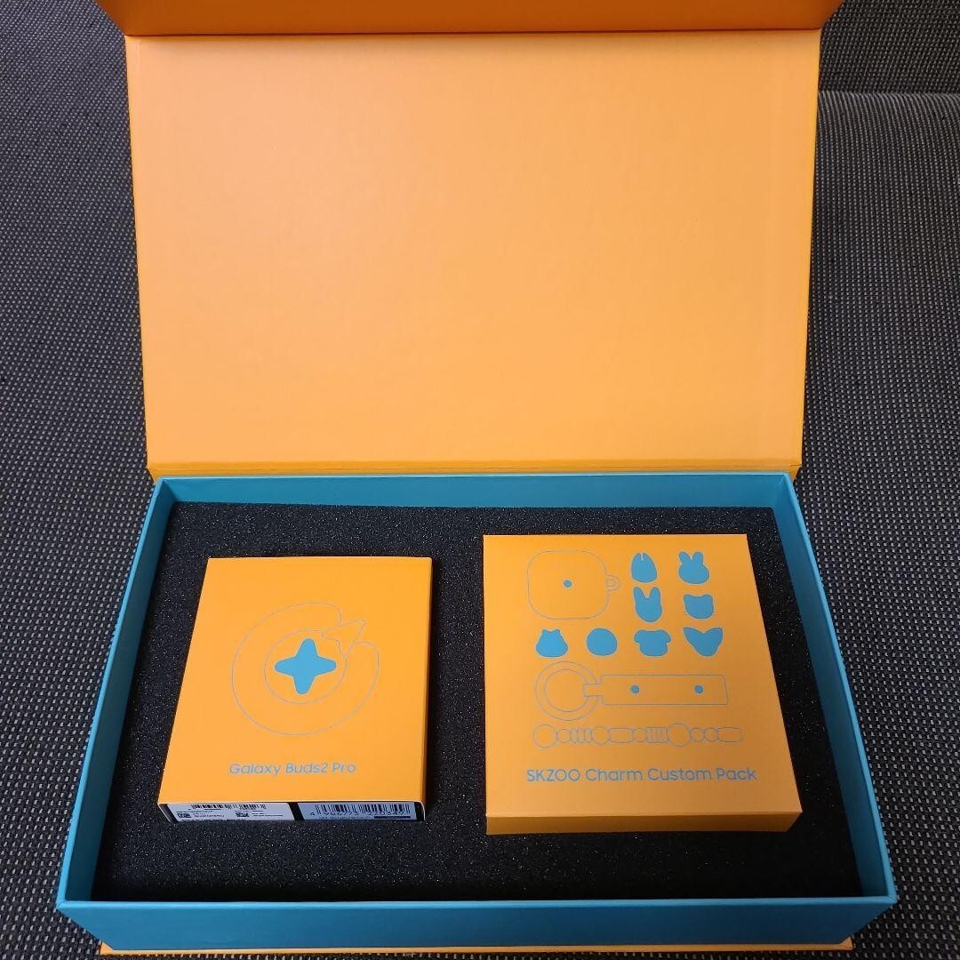 美品】GALAXY Buds2 pro SKZOO Edition 限定品