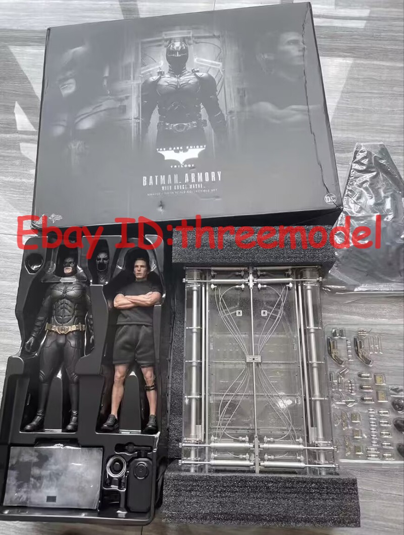 HotToys MMS702 1/6 Batman Armory With Bruce Wayne Action Figure IN