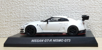 1/64 Kyosho NISSAN SKYLINE GT-R NISMO GT3 WHITE R35 diecast car