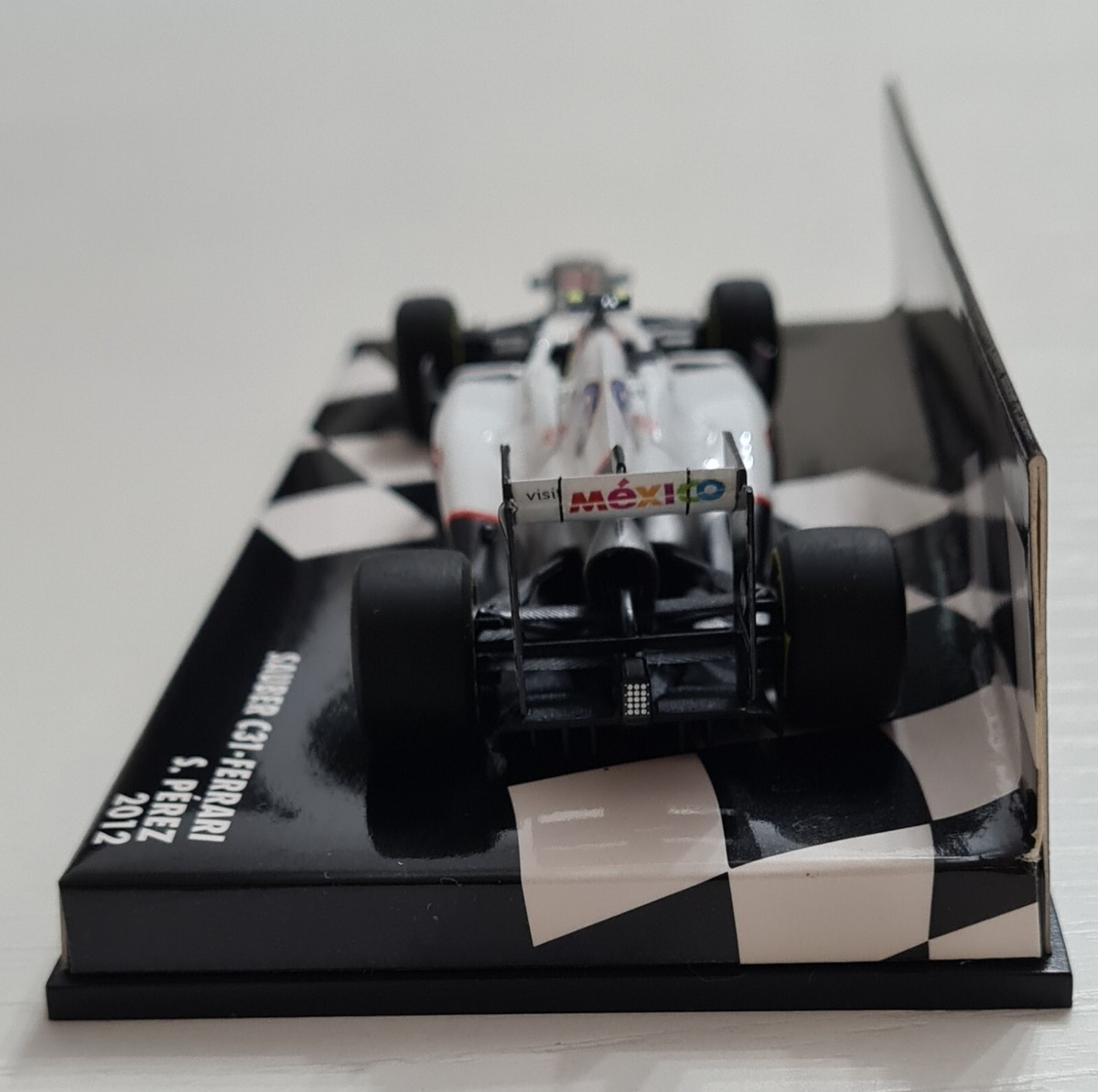 Sergio Checo Perez Car F1 Sauber 2012 1:43 Minichamps 2do Podio
