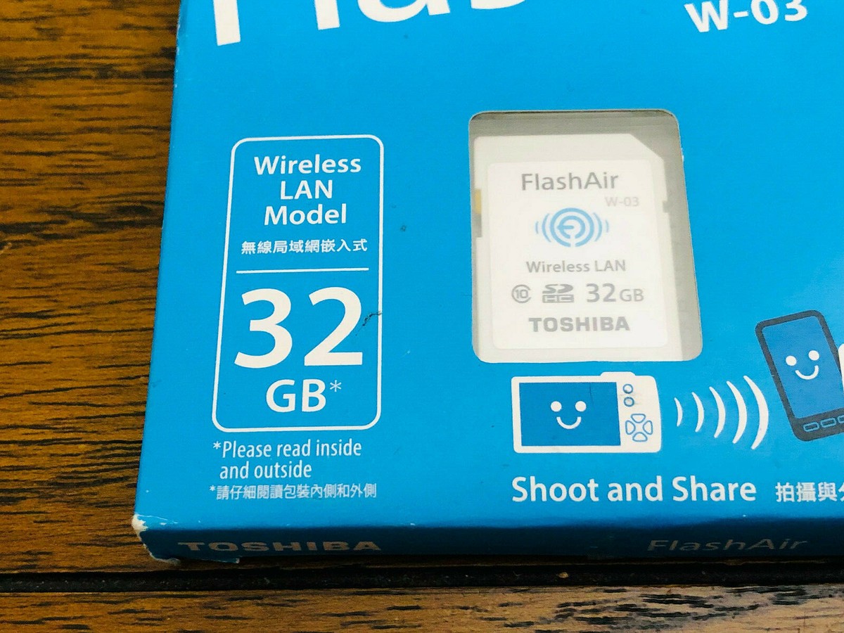 東芝 FlashAir 購入 W-03 8GB & 32GB 東芝 FlashAir W-03 8GB / SDHC