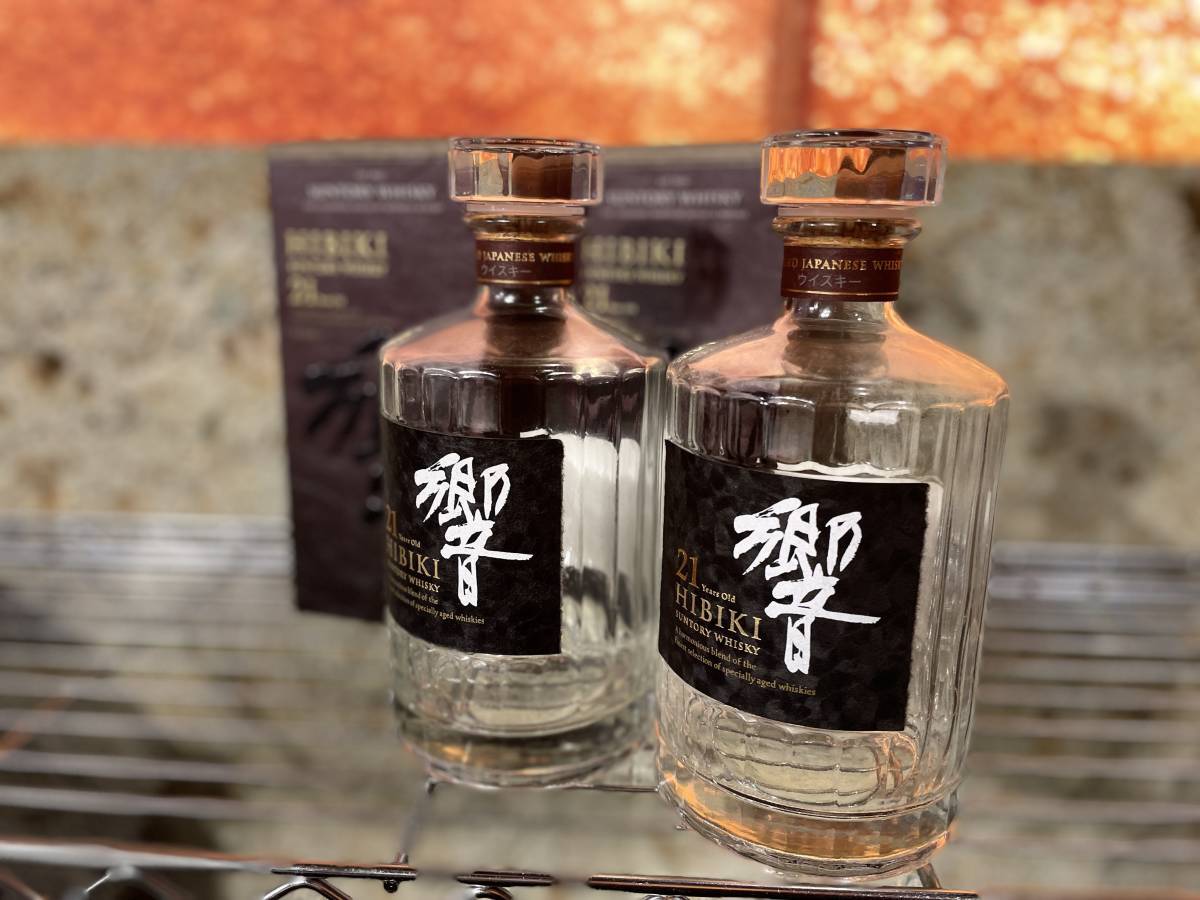 Hibiki 21 Year Old ウイスキー 空き瓶箱付き