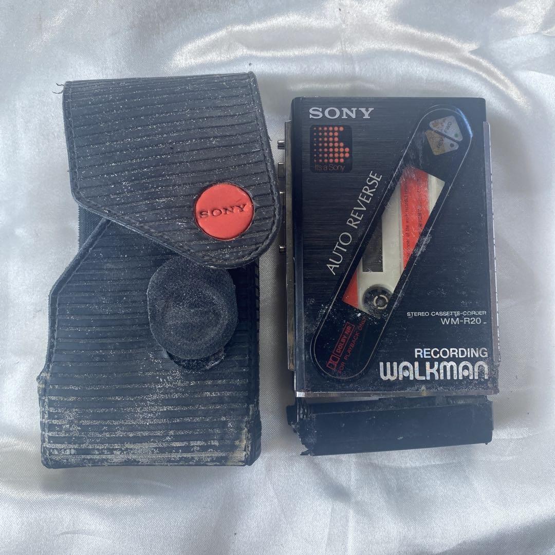 ジャンク ソニー SONY WALKMAN WM-R202 壊れています ジャンク ソニー