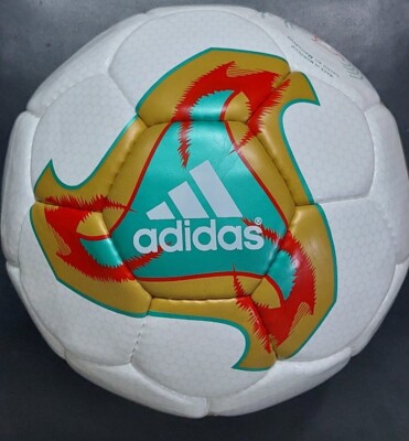ADIDAS FEVERNOVA FIFA WORLD CUP 2002 OFFICIAL SOCCER BALL MATCH