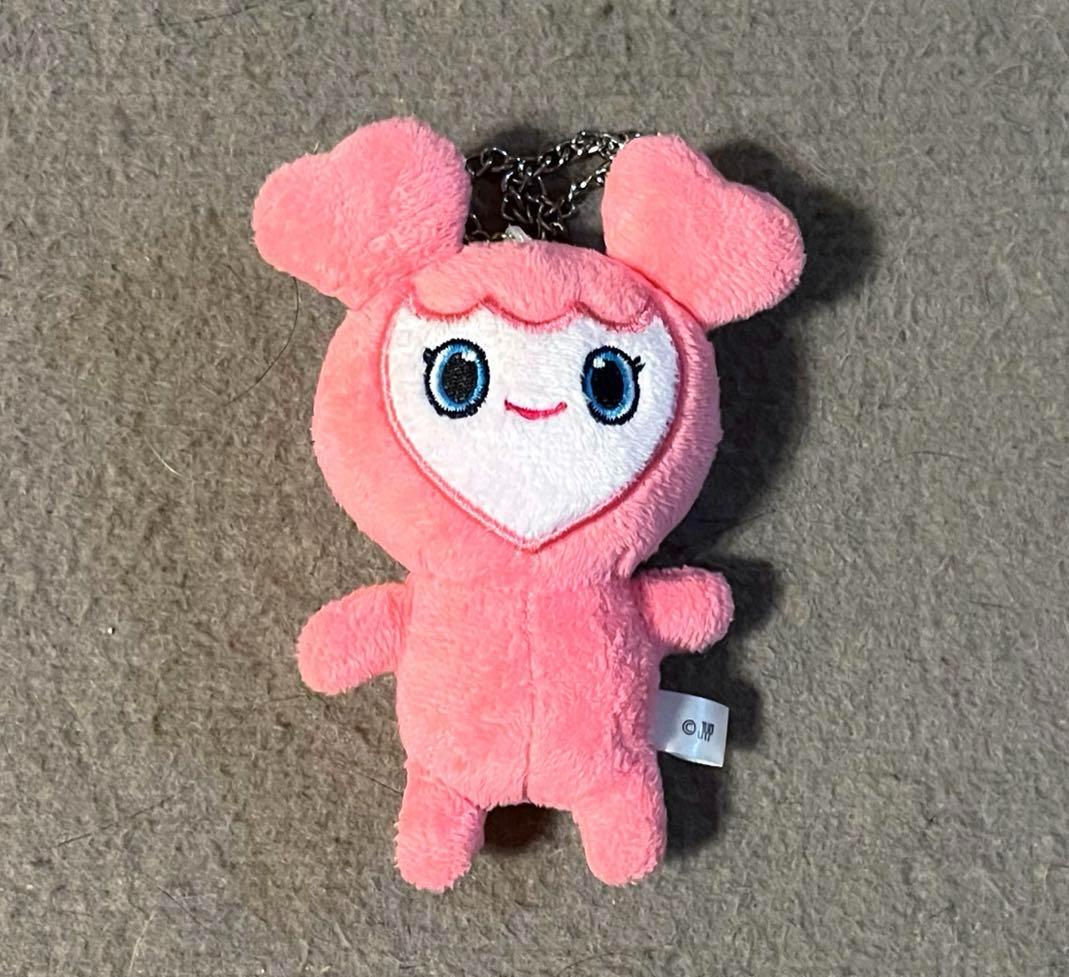 TWICE モモ バッグチャーム Amazon.co.jp: TWICE モモ モブリー バッグ