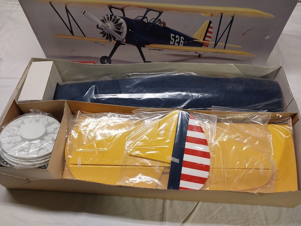 スーパーステアマン SUPER STEARMAN 40ラジコン飛行機