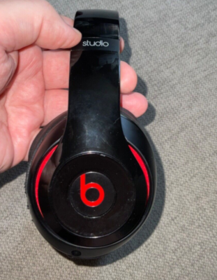 Beats by Dr. Dre Studio 2.0 Over Ear Wired Headphones - Black Red