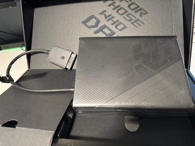 グラフィックボード・グラボ・ビデオカード ASUS ROG XG Mobile Radeon