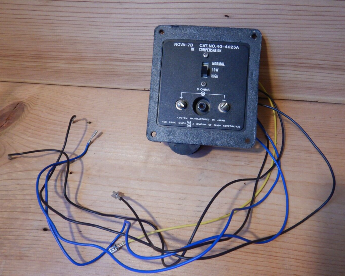 Vintage Realistic Nova-7B Speaker Crossover Cat. No. 40-4025A