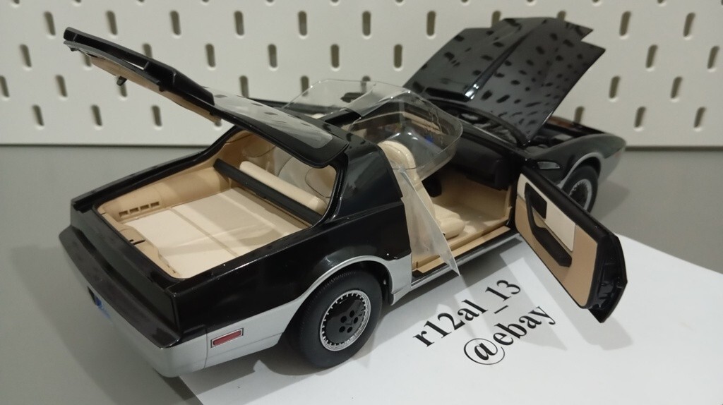 ミニカー Hot Wheels Knight Rider 1:18 Hot Wheels Elite 1/18 KNIGHT