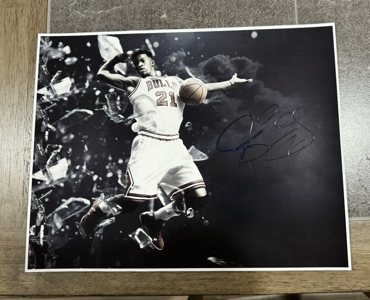 直筆サイン入り写真 ジミー・バトラー シカゴ・ブルズ/フレーム別/SA