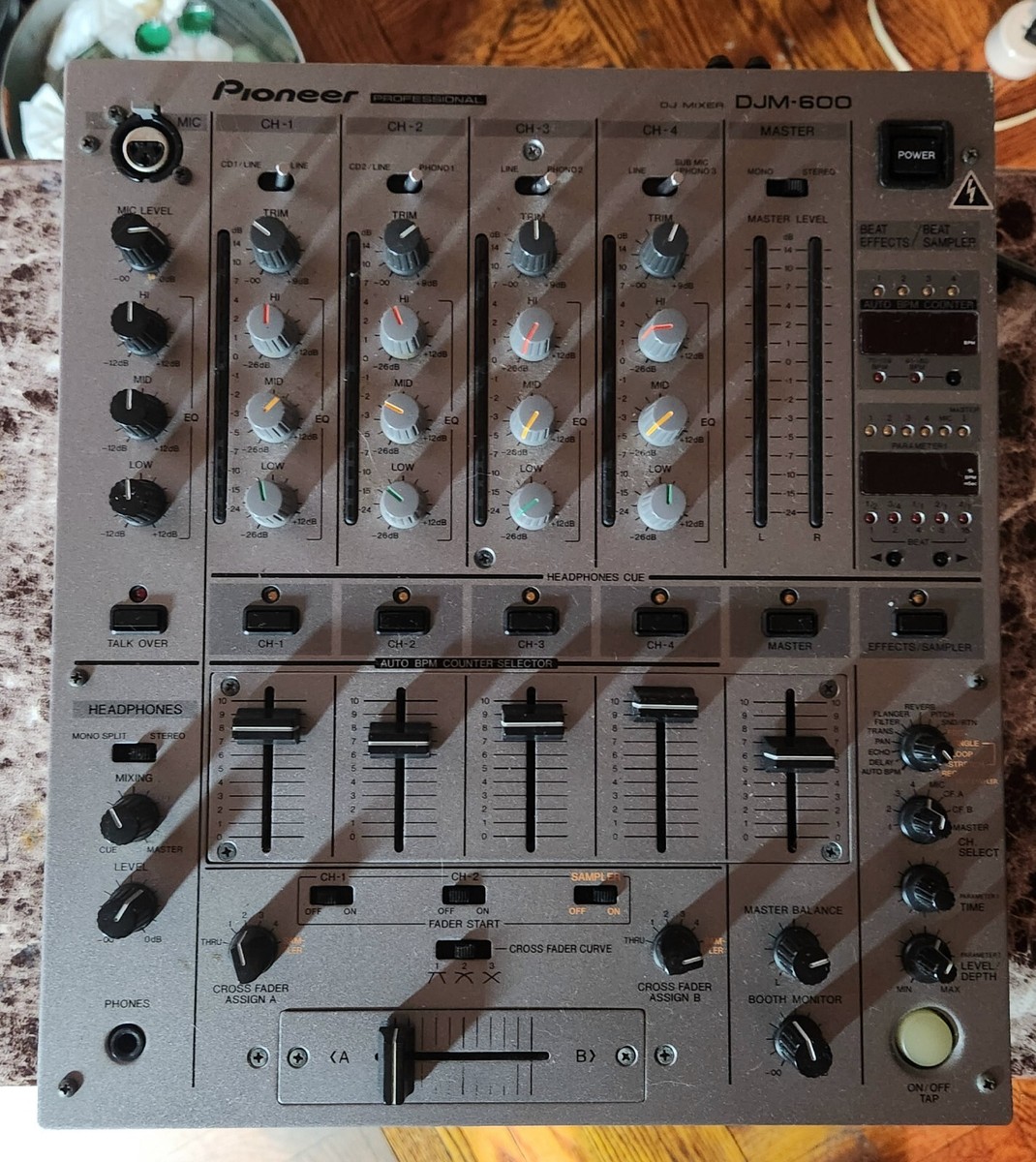 Pioneer DJM600ジャンク