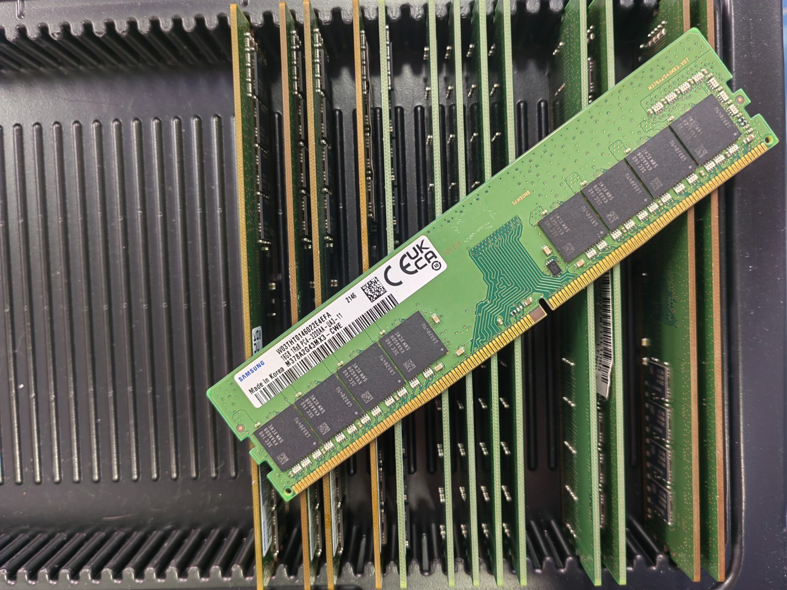 Samsung 16GB DDR4 3200 Desktop DIMM RAM 1Rx8 PC4-3200AA