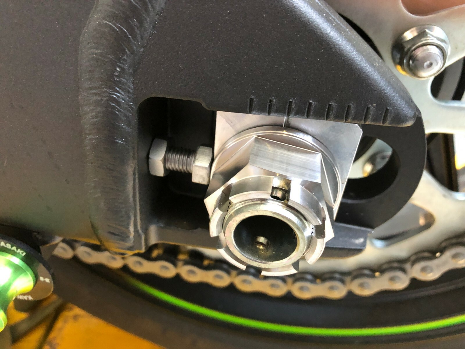 Kawasaki ZX10R Ninja 2011-2024 REAR AXLE CASTLE FLANGED NUT