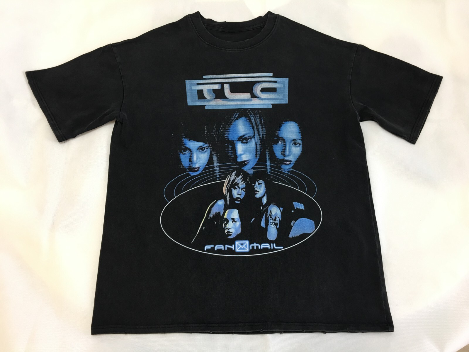 Vintage Style TLC FanMail Album 90s Graphic Rap T-shirt Large Size