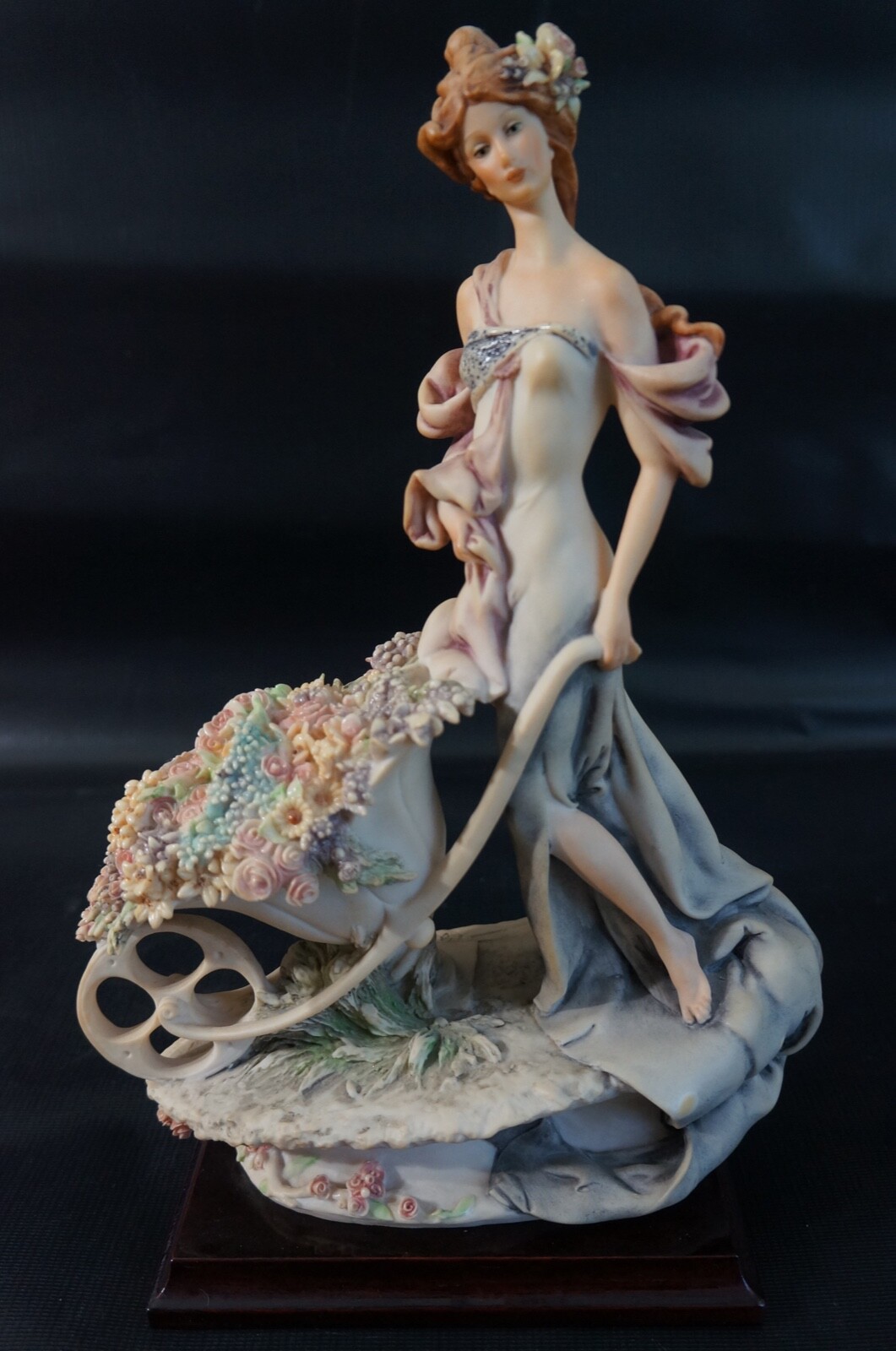 G Armani 1985 大型フィギュリン 女性像 Florence 傘欠け G Armani