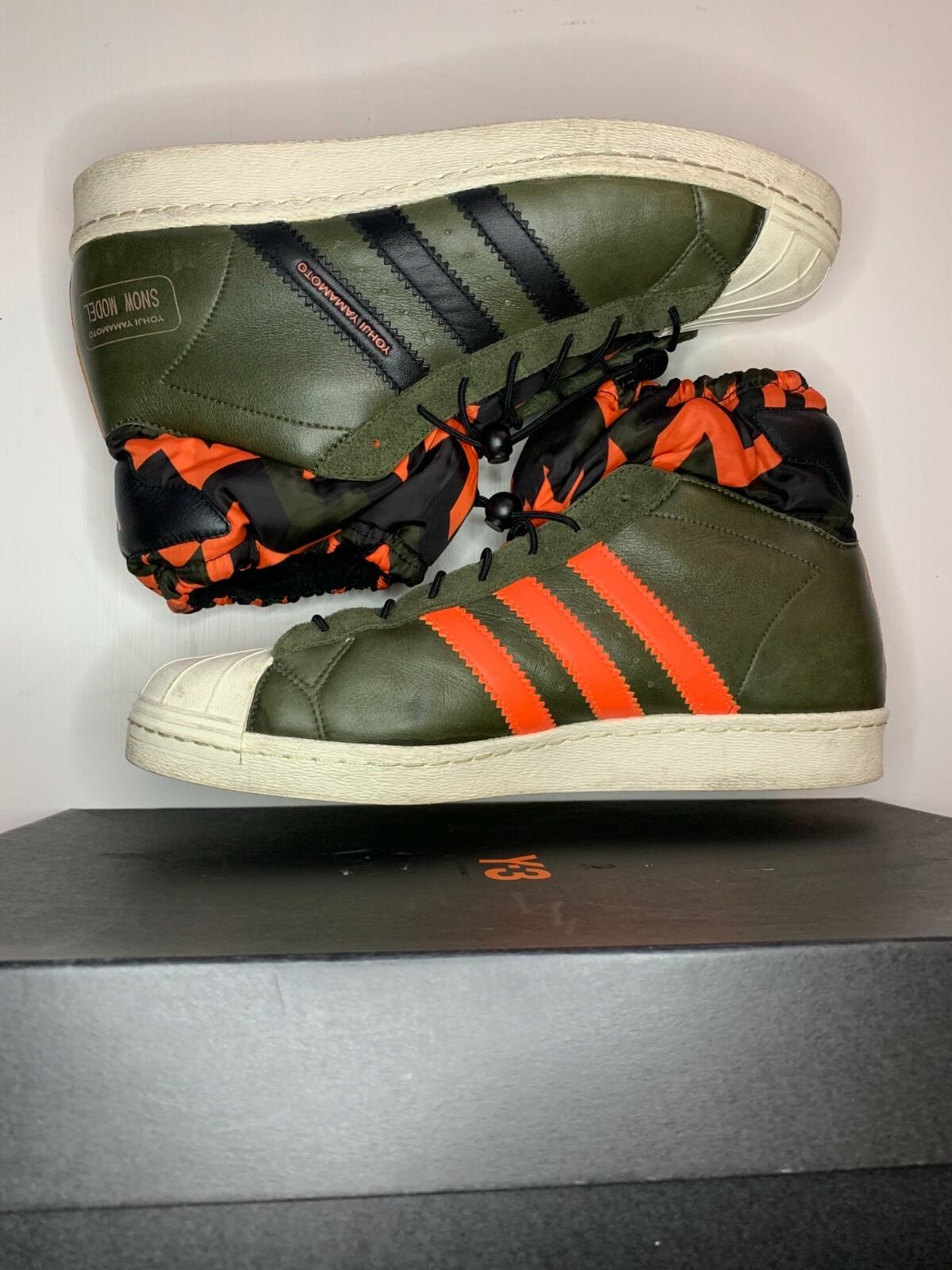 Adidas Y-3 Yohji Yamamoto Snow Model q35270 graphite orange and