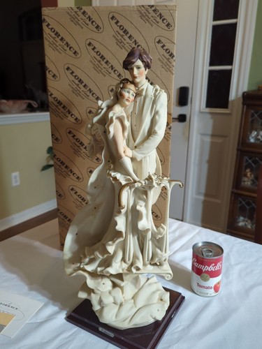 GIUSEPPE ARMANI Bride & Groom Wedding On Balcony 407F 21