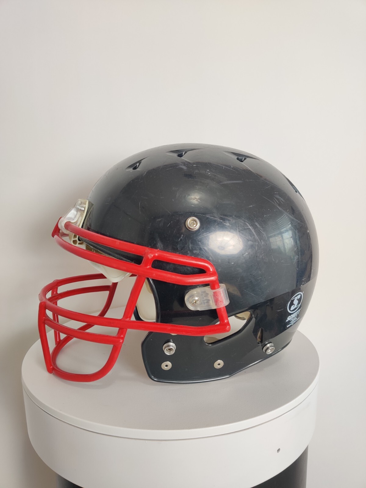 Vintage VTG Schutt Unisex Football Helmet – Size Medium – Made in