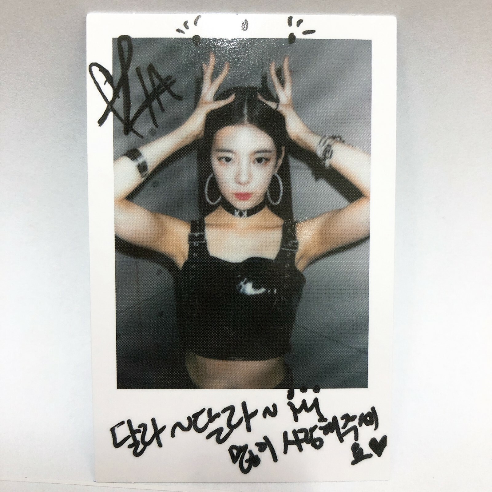 itzy リア 直筆サイン入りチェキ ポラロイド lia it'z itzy itzy リア