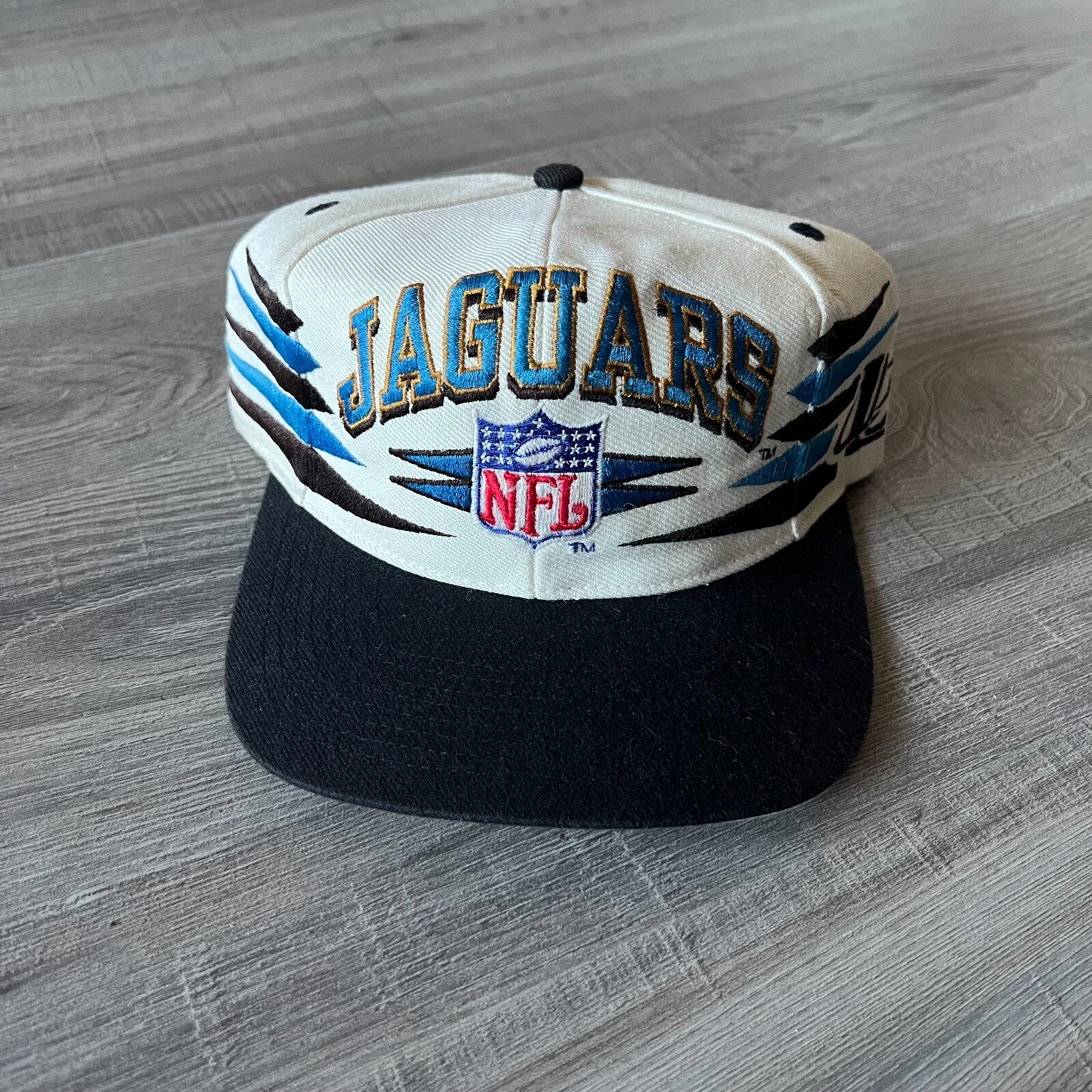 Rare Jacksonville Jaguars Logo Athletic Diamond Cut Snapback Hat