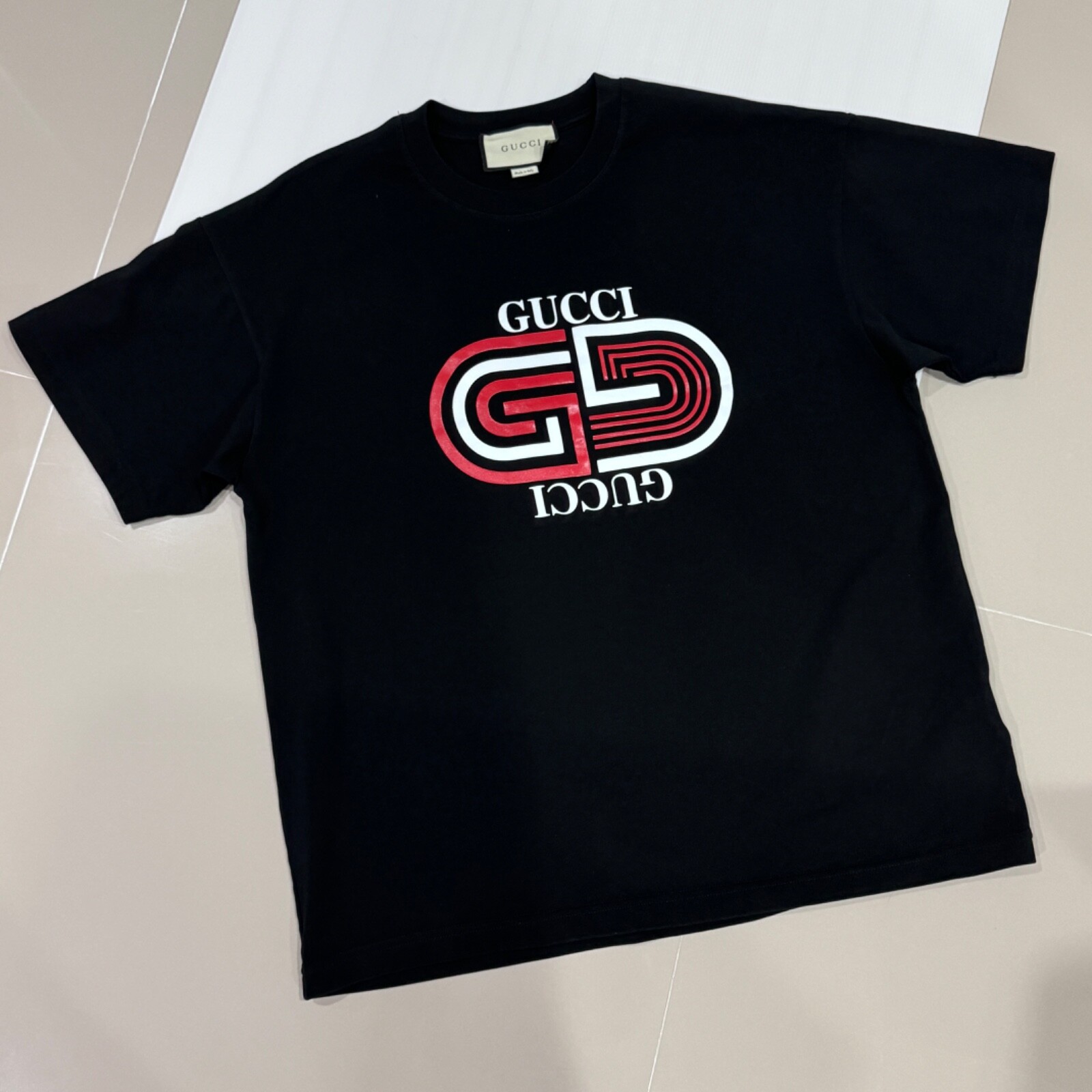 GUCCI 黒 ロゴ Tシャツ XLサイズ GG