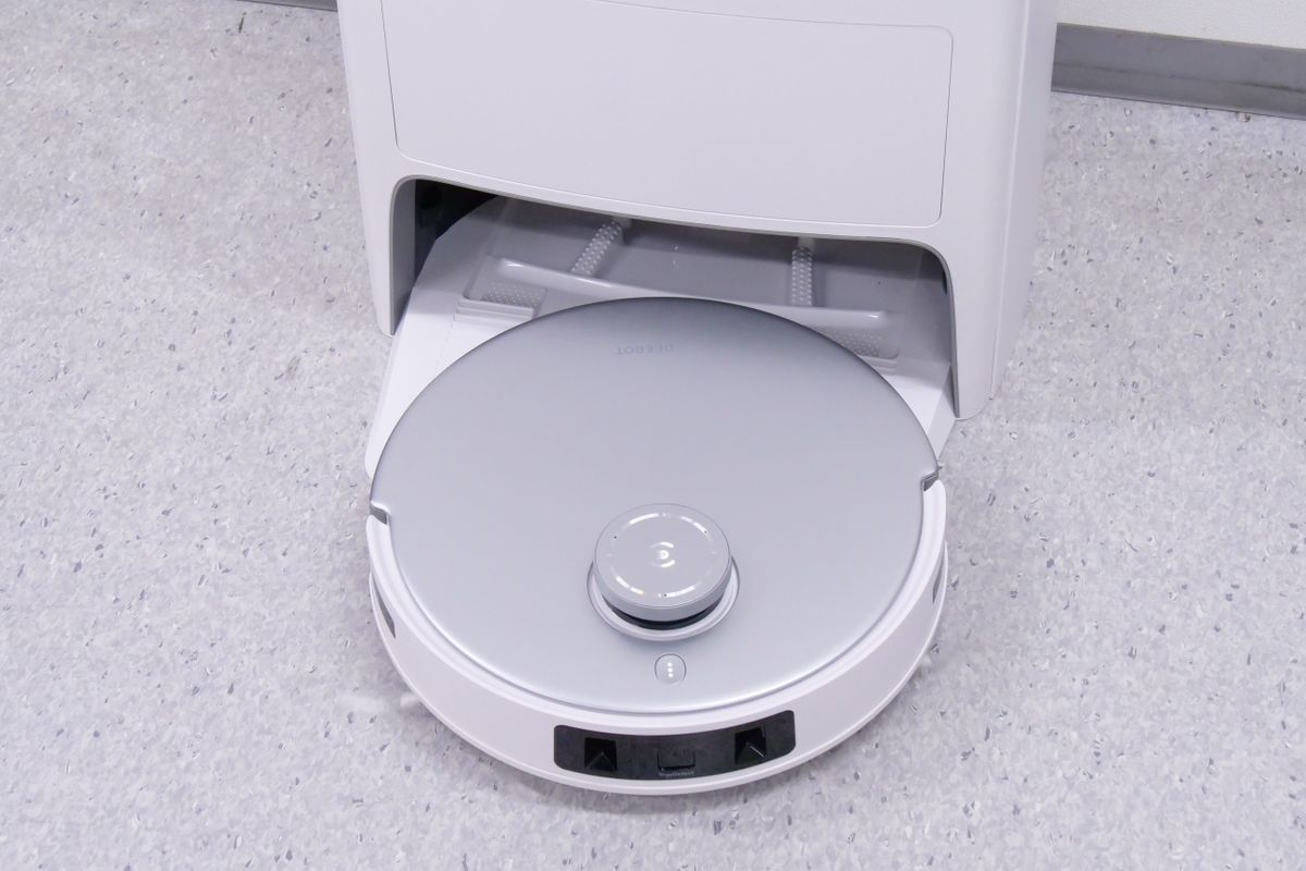 期間限定28％OFF】障害物をスムーズに回避して1回で吸引と水拭きを完了