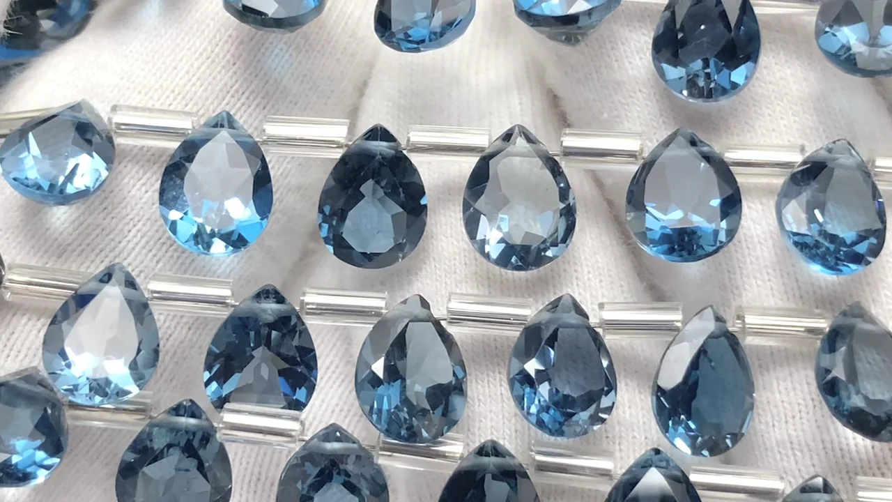 ロンドンブルートパーズ ペアシェイプ ファセットカット｜天然石ビーズ