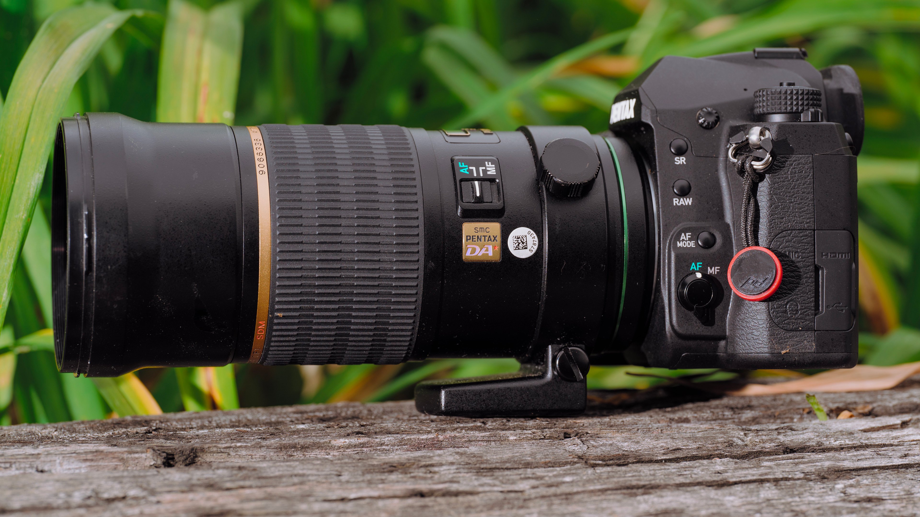 Pentax SMC DA* 300mm F4 ED[IF] SDM Review | PCMag