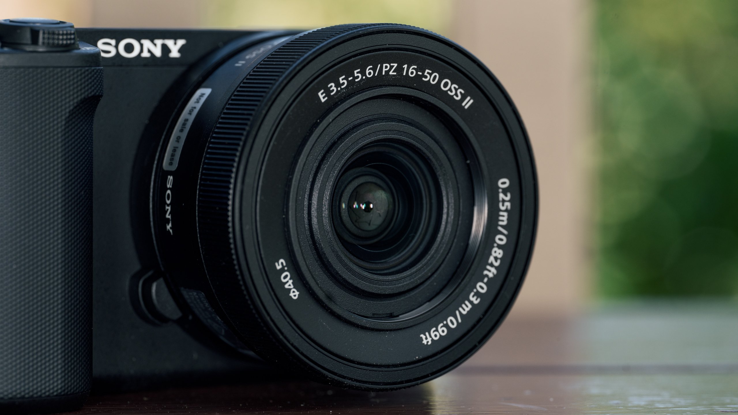 Sony E PZ 16-50mm F3.5-5.6 OSS II Review | PCMag