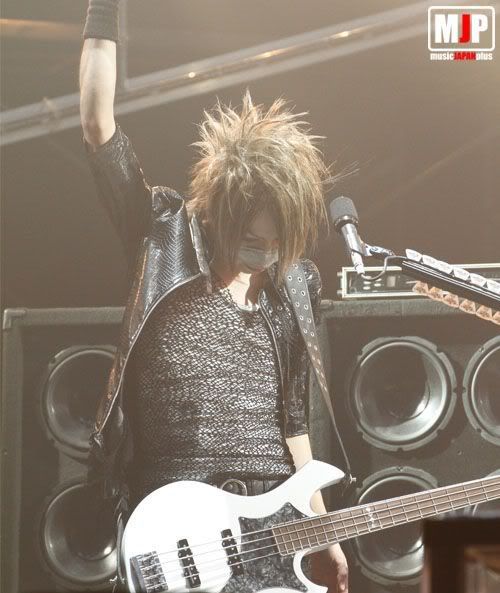 the GazettE REITA ライブ写真エターナル①