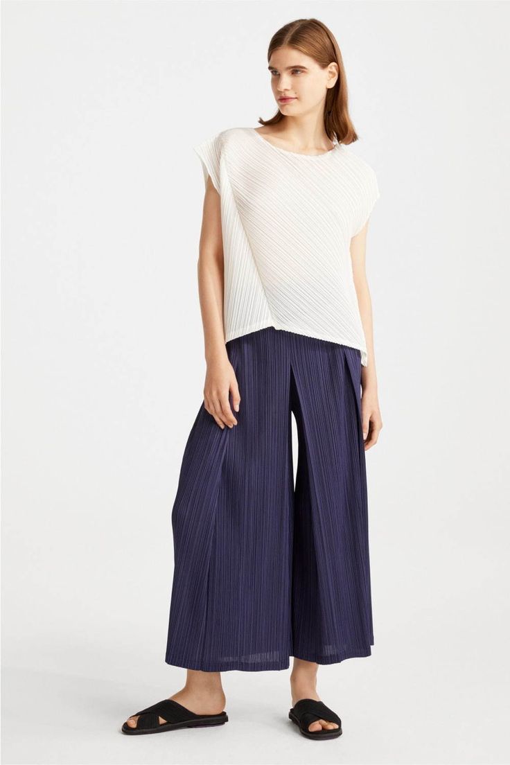 ひとみ様用】me ワイドパンツ、プリーツプリーズトップス