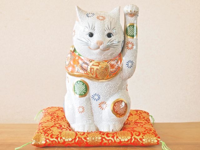 願いが叶う】【幸運】【九谷焼】招き猫2.5号 白盛 右手 縁起物 限定1